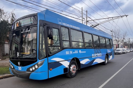 Se suman dos nuevos troles a la línea K del transporte urbano de pasajeros