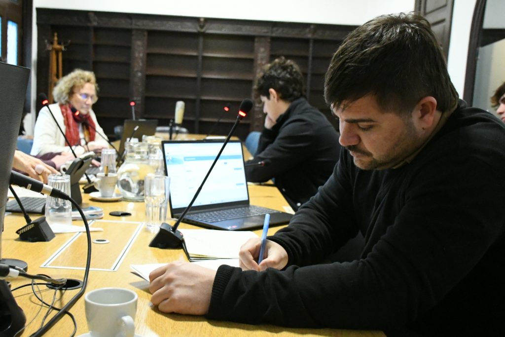 Iniciativas para fomentar el empleo y la capacitación