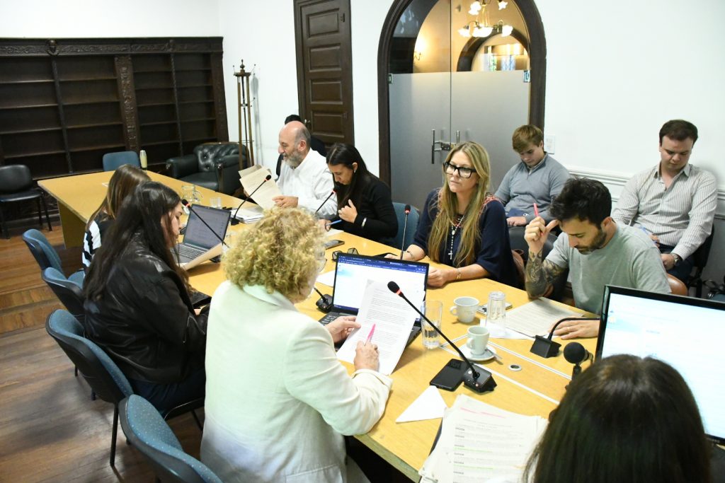 Reconocimientos y propuestas para fortalecer la educación