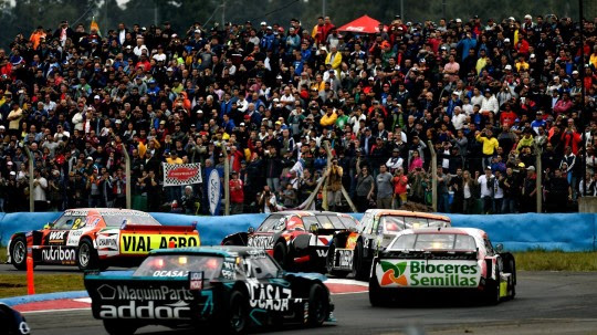 Agenda deportiva: el Turismo Carretera vuelve a rugir en el autódromo de Rosario